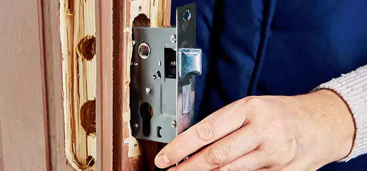 Garage Door Lock Replacement Akron